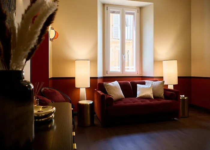 Maison Luxury Pantheon